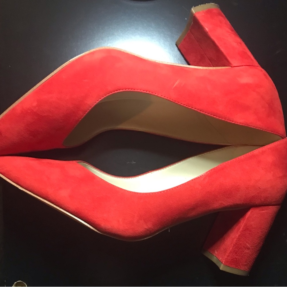 Marc Fisher heels Red Suede